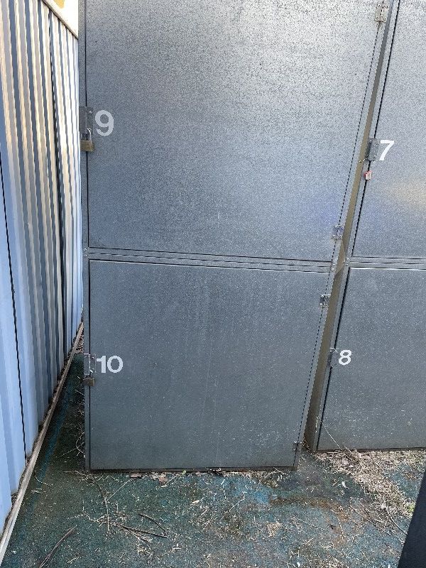 Auction 16945873436211