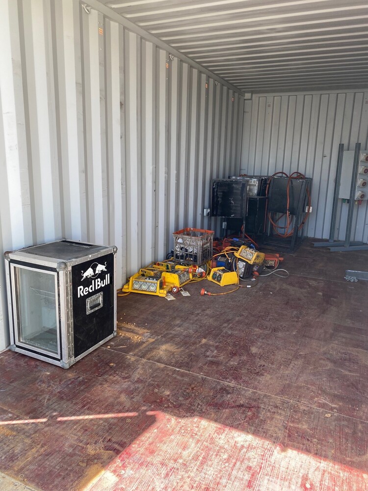 iBidOnStorage.com.au - Auction - 17297391567633