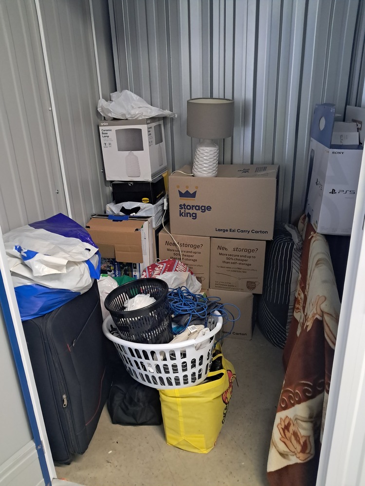 Storage King Granville AustraliaÂ Storage Auctions auction IB-8936