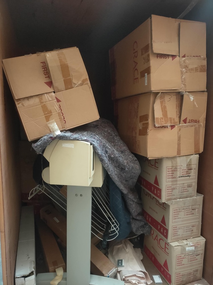 Grace Removals Storage Seven Hills Abandoned Storage centre Auctions auction IB-4334