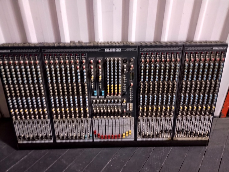 Kennards Self Storage Newcastle Bid on Storage auction IB-5533