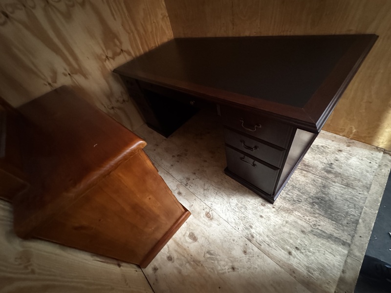 SuperEasy Storage Perth South Storage auction IB-9720