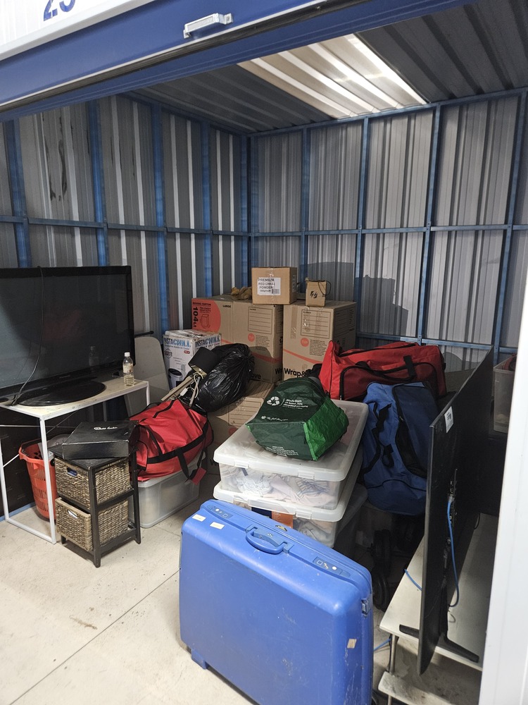 National Storage Coconut Grove Storage Unit auction IB-4663