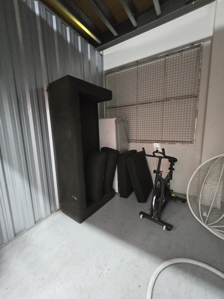National Storage Prahran Storage auction IB-6397