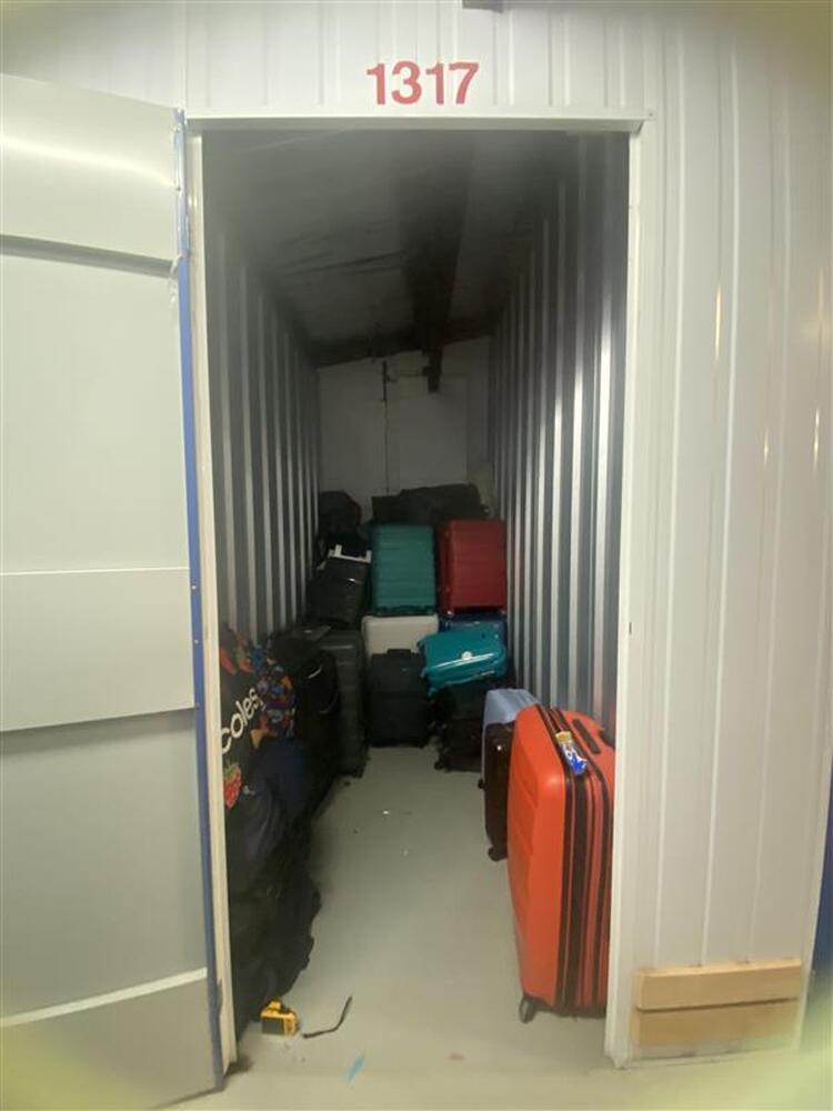 Public Self Storage Braybrook Self Storage Auctions Australia auction IB-4235