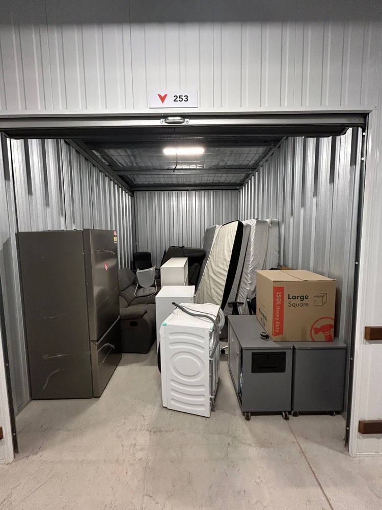 Swift Storage Willawong Storage auction IB-1001