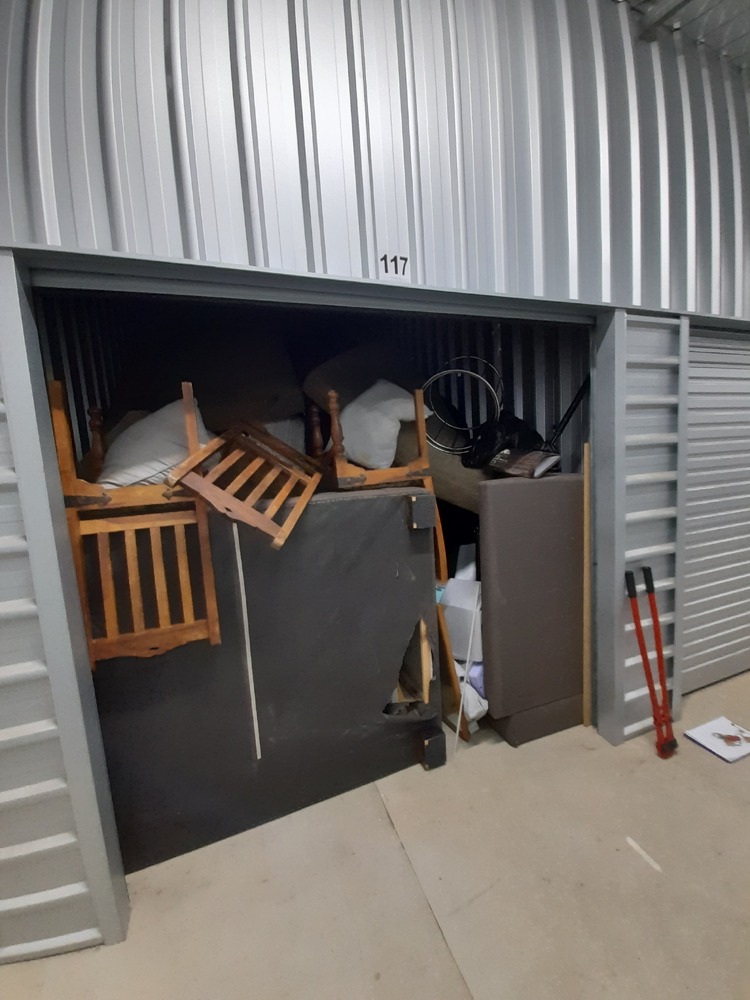 Storage King Maddington Self Storage Facility Unit auction IB-6666