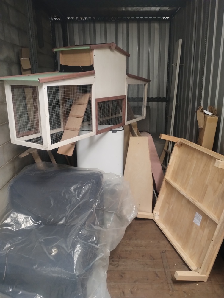 Kennards Self Storage Balgowlah Abandoned Self Storage Auctions auction IB-5824