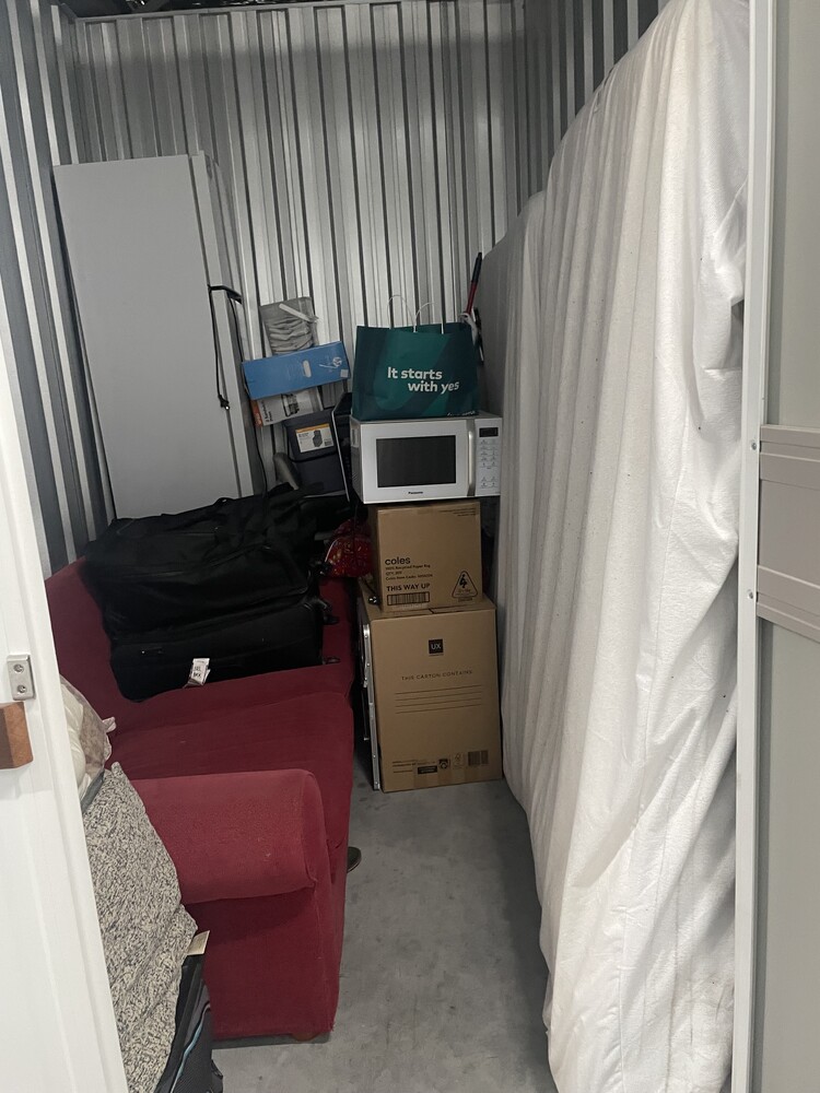 Fort Knox Self Storage Coburg  Self Storage Unit auction IB-1489