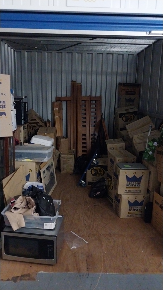 Storage King Greensborough Storage auction IB-9651