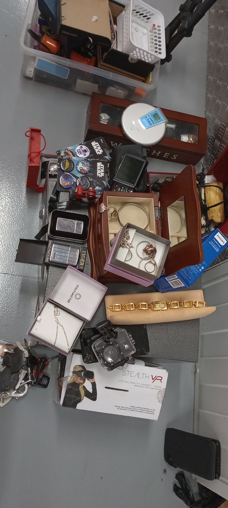 Kennards Self Storage Cranbourne Storage Facility Unit auction IB-9073