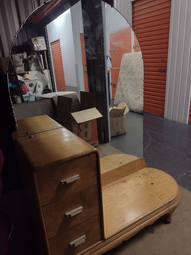 Kennards Self Storage Virginia Storage auction IB-7755