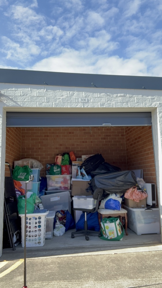 Storage King South Windsor Storage auction IB-5564