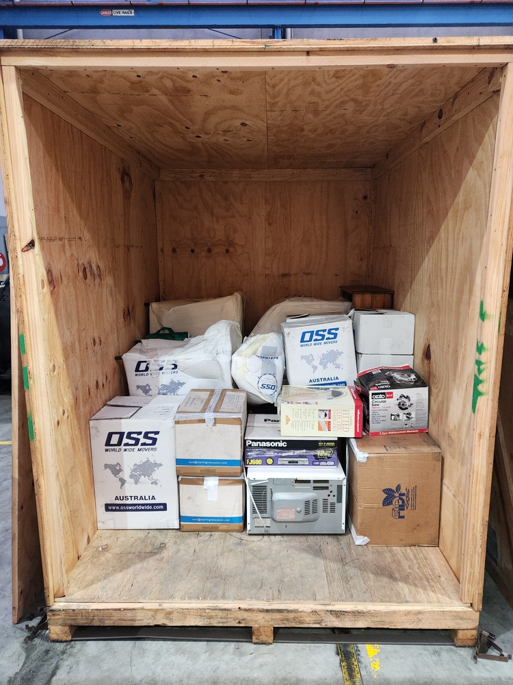 OSS World Wide Movers - Melbourne Storage Unit auction IB-9789