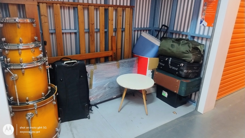 Kennards Self Storage Browns Plains Abandoned Self Storage Auctions auction IB-5544