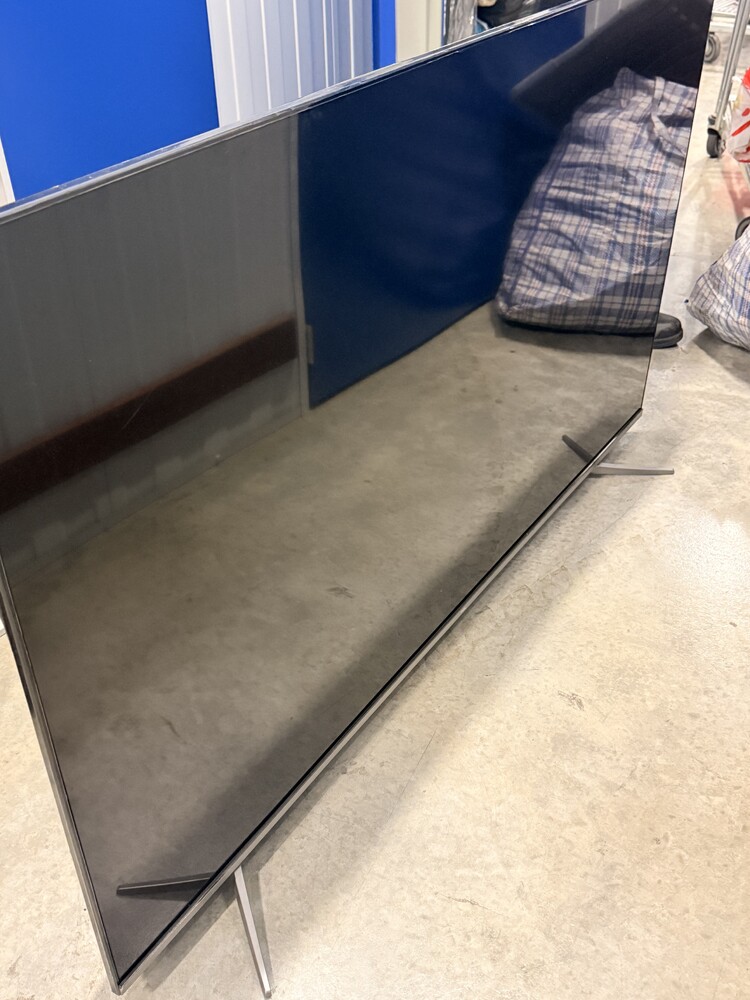 Storage King Smithfield Bid on Self Storage Unit auction IB-4679
