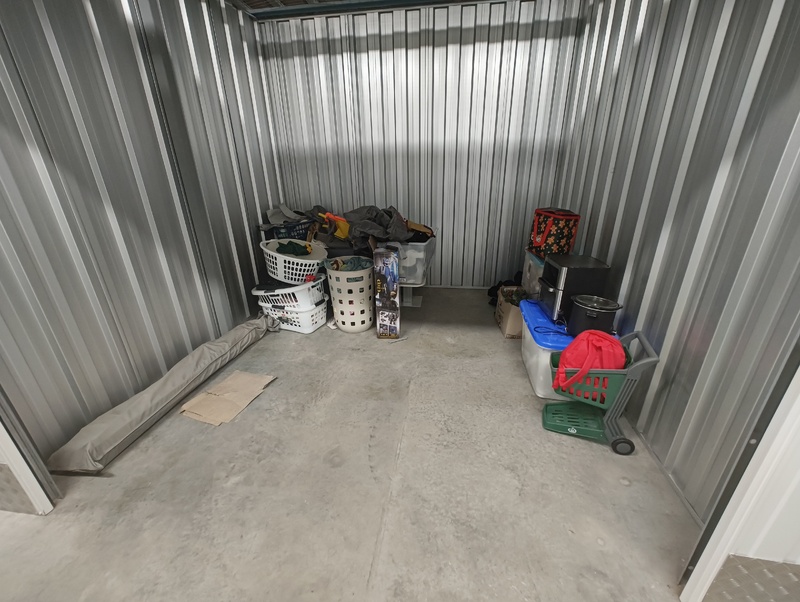 Roomia Self Storage Butler Self Storage Unit auction IB-2062