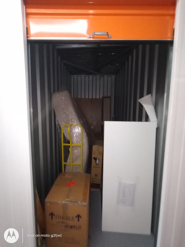 Kennards Self Storage St Marys Storage auction IB-4863