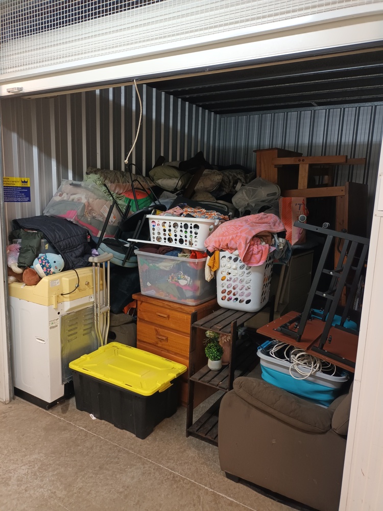 Storage King Browns Plains Abandoned Storage centre Auctions auction IB-2755