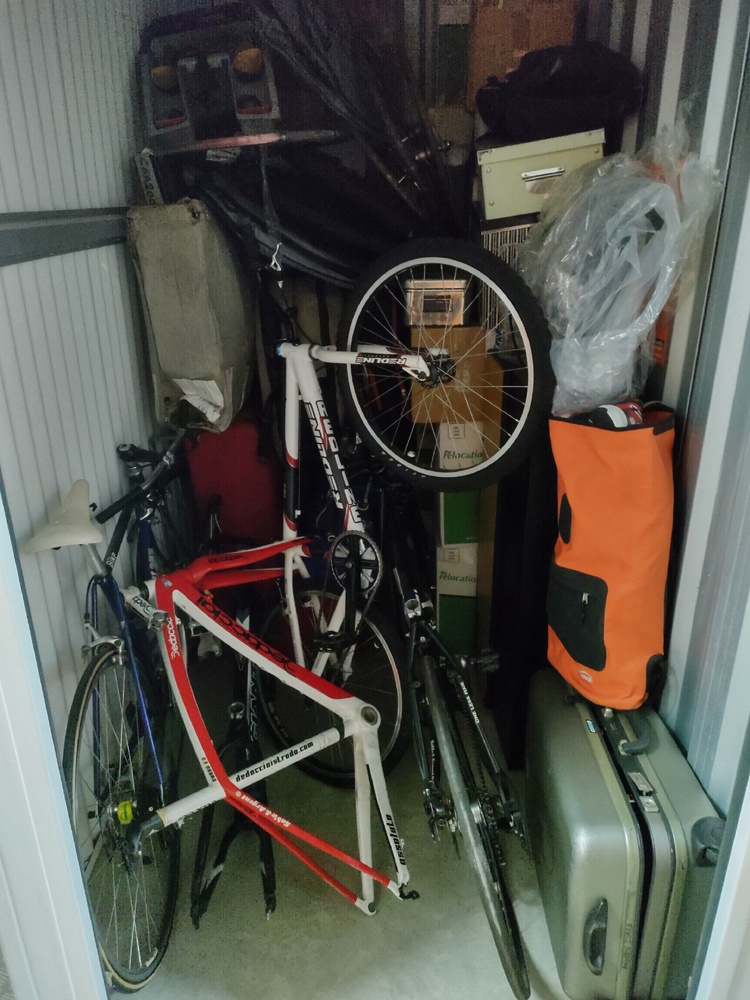 Kennards Self Storage Petersham Storage auction IB-6925