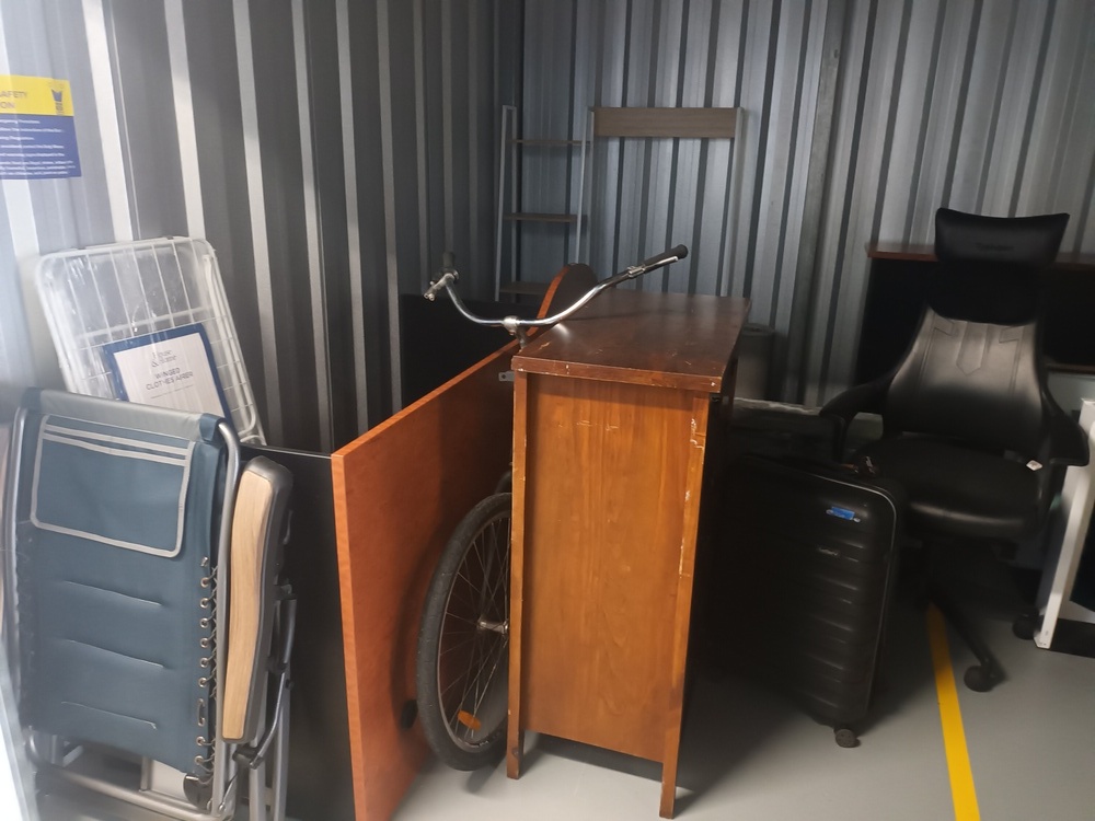 Storage King Southport  & Minnie St Storage auction IB-6582