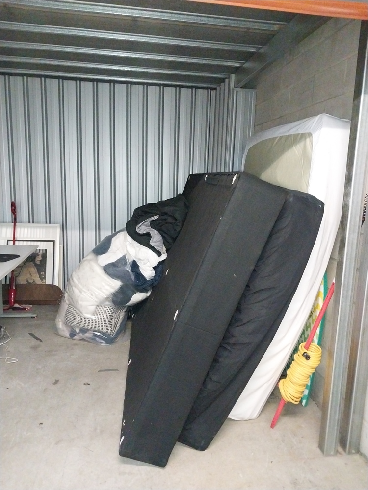 Storage King Windsor Gardens Storage Unit auction IB-5770