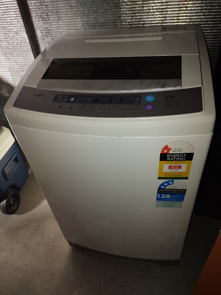 Kennards Self Storage Bankstown Storage auction IB-1821