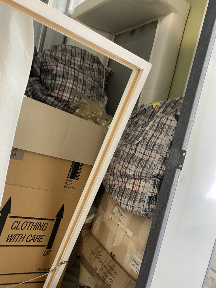 Big Box Self Storage Labrador Storage auction IB-2508
