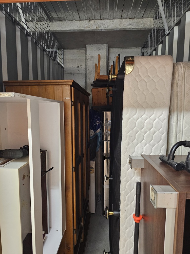M. Koh - Private Seller Self Storage auction IB-5214