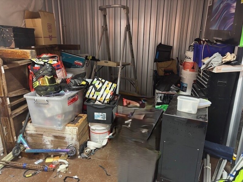 Kennards Self Storage Belmont Abandoned Self Storage Auctions auction IB-6819