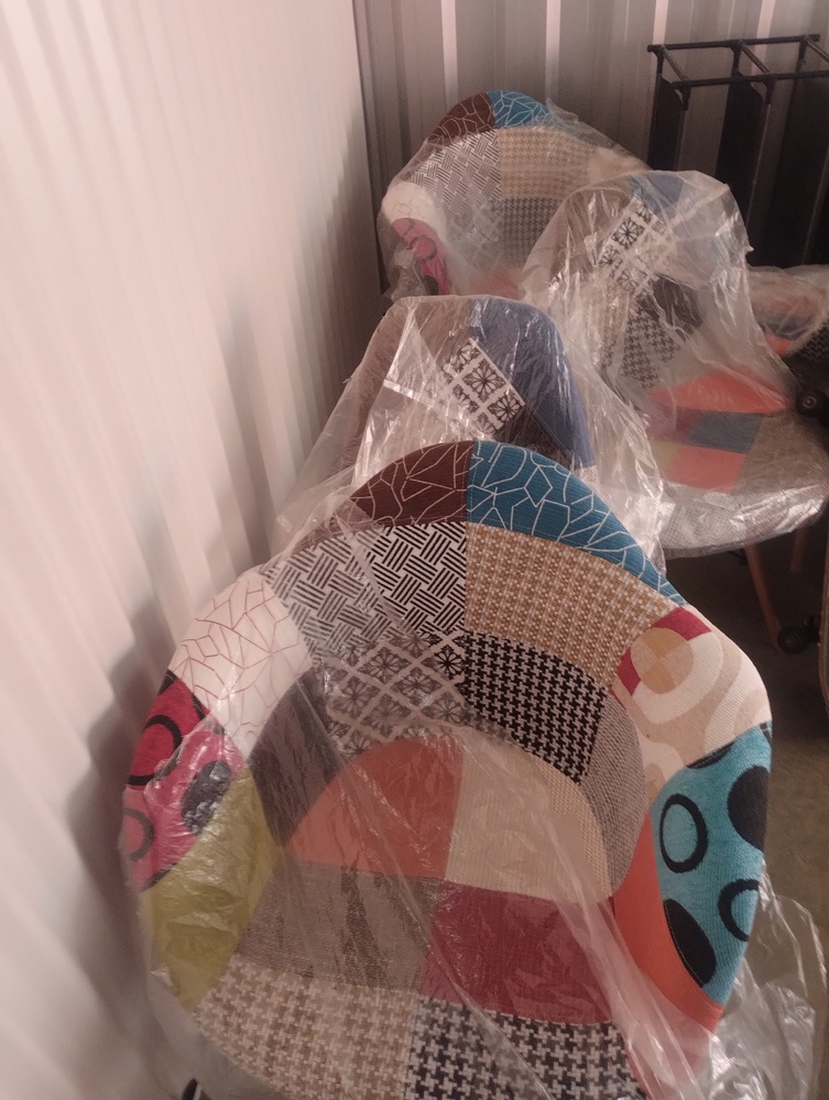 Kennards Self Storage Craigieburn Abandoned Self Storage Auctions auction IB-9946