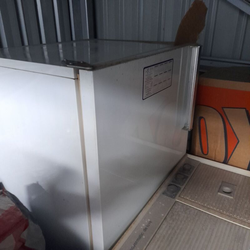 Storage King North Wollongong Abandoned Storage Unit Auctions auction IB-1041