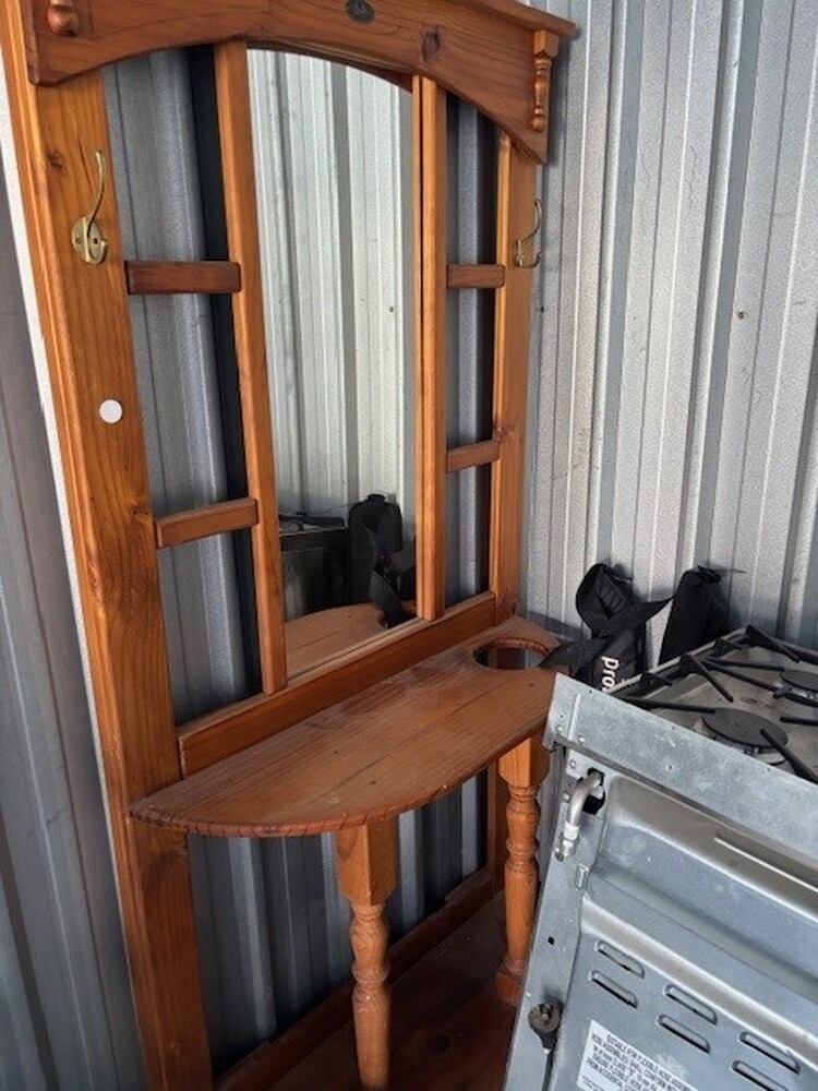 Loxon Storage Burleigh Self Storage auction IB-4387