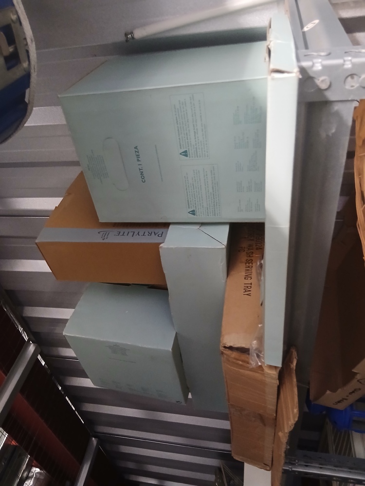 Roomia Self Storage St Marys SA Bid on Self Storage Unit auction IB-9583