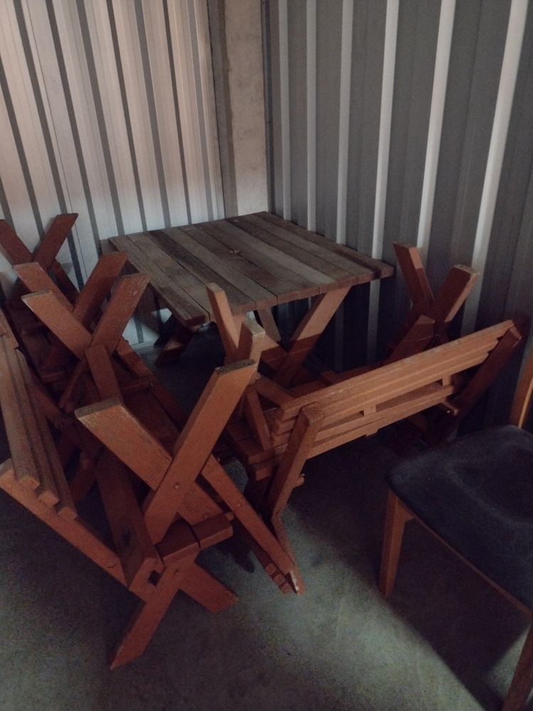 Kennards Self Storage Wollongong Bid on Storage auction IB-3535