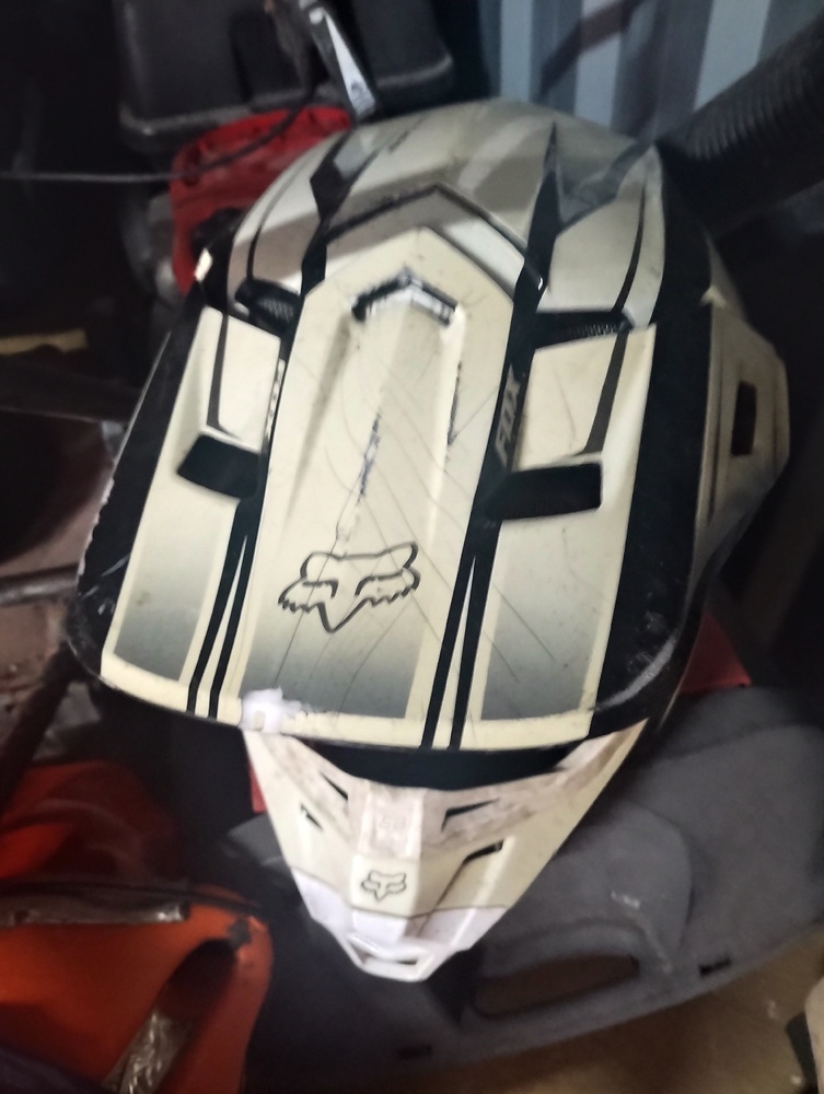 Kennards Self Storage Warrawong Bid on Self Storage Unit auction IB-3045