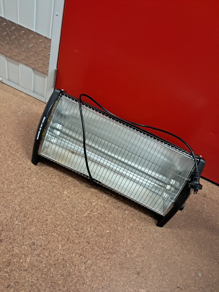 Storage King Maddington South Abandoned Storage garage Auctions auction IB-5492