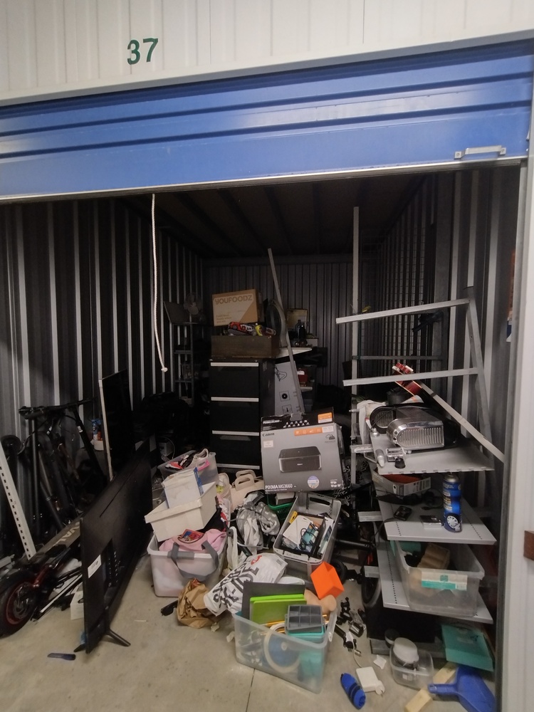 Kennards Self Storage Warana Self Storage Unit auction IB-1769