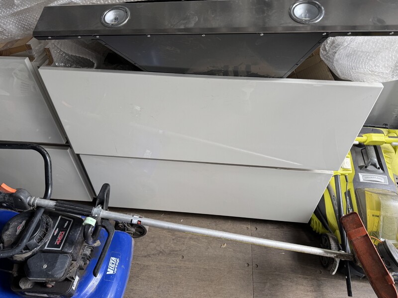 Store It Cheap Campbellfield Abandoned Self Storage Auctions auction IB-8618