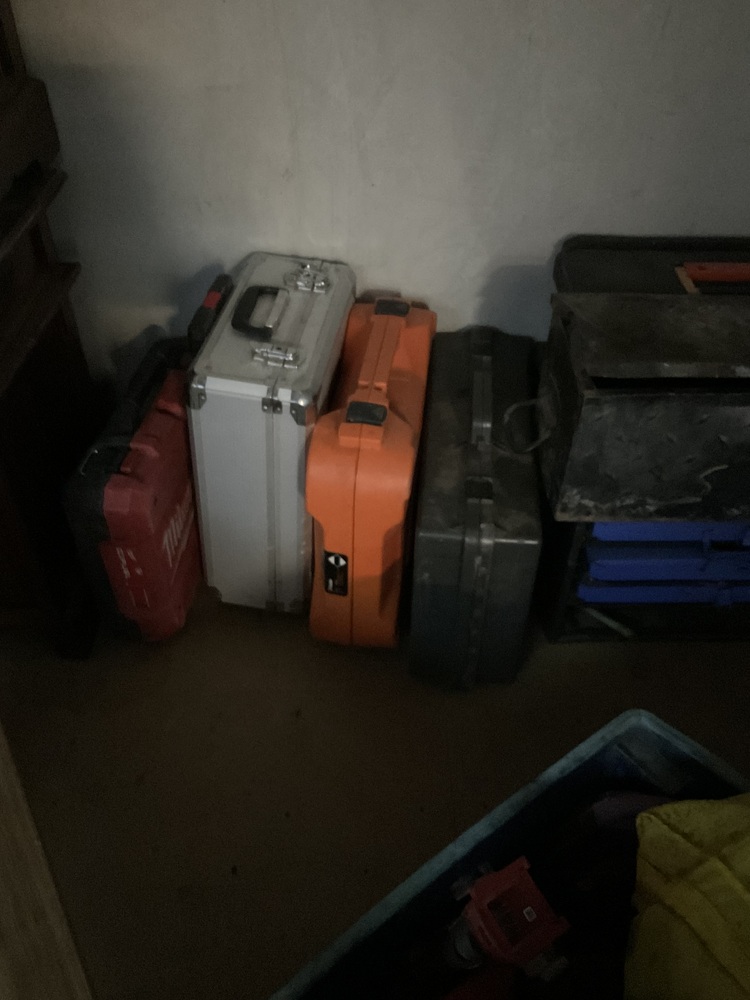 Storage King Ipswich Storage Facility Unit auction IB-8678