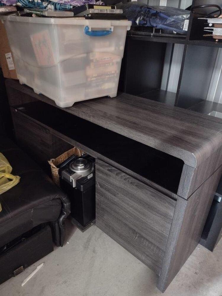 Kennards Self Storage Guildford Storage Facility Unit auction IB-3543