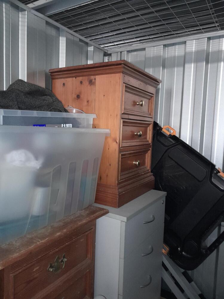 StoreLocal Pimpama  Storage auction IB-2534