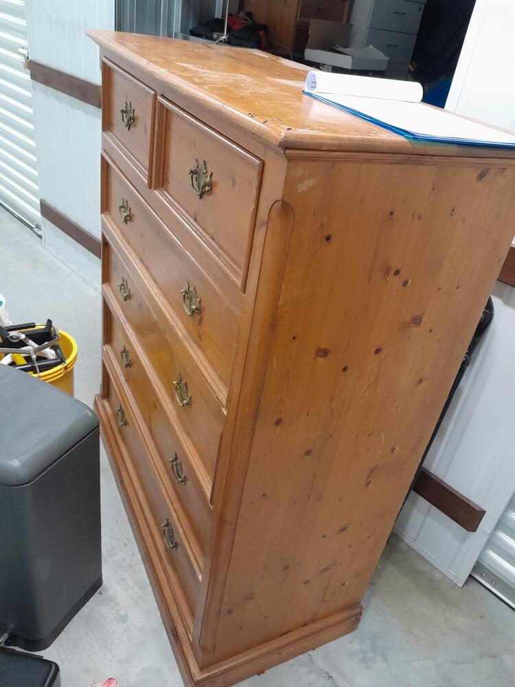 StoreLocal Pimpama  Bid on Storage auction IB-2534