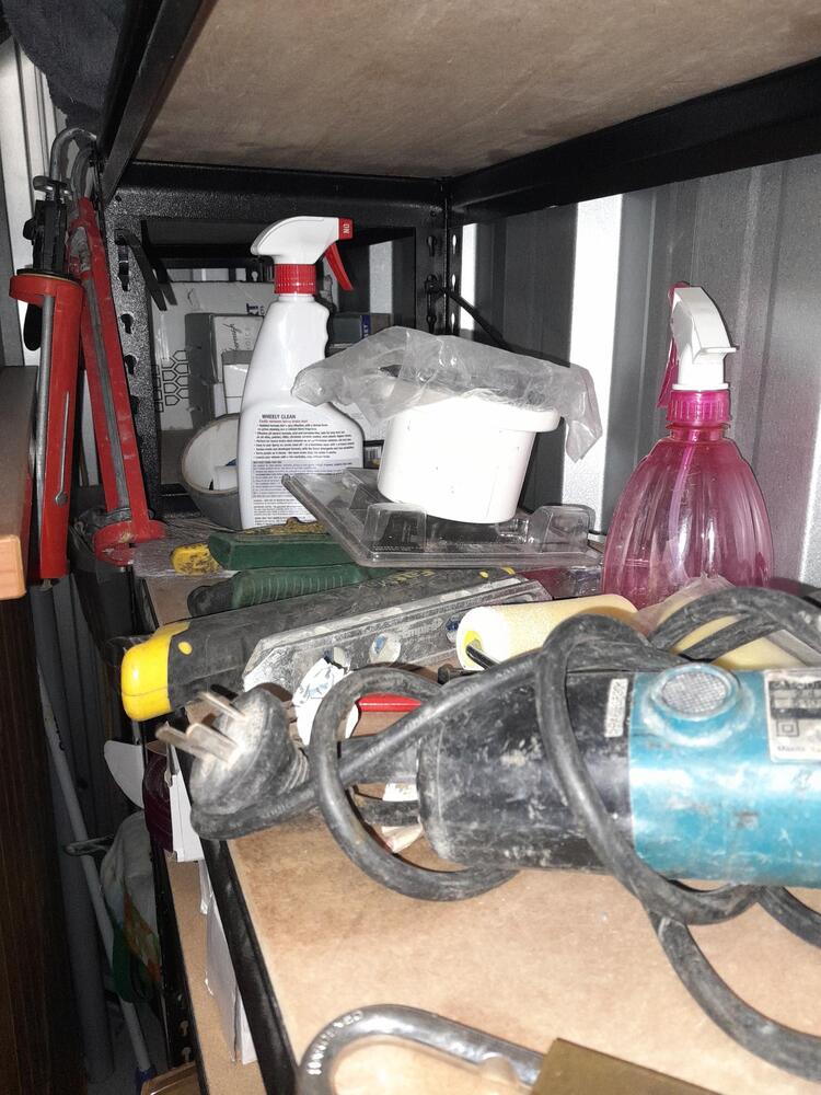 StoreLocal Pimpama  Abandoned Storage Unit Auctions auction IB-2534