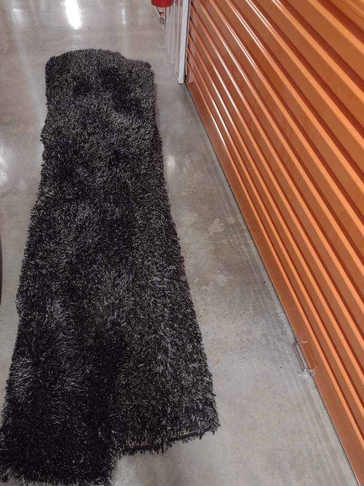 Kennards Self Storage Campbelltown Abandoned Storage garage Auctions auction IB-9009