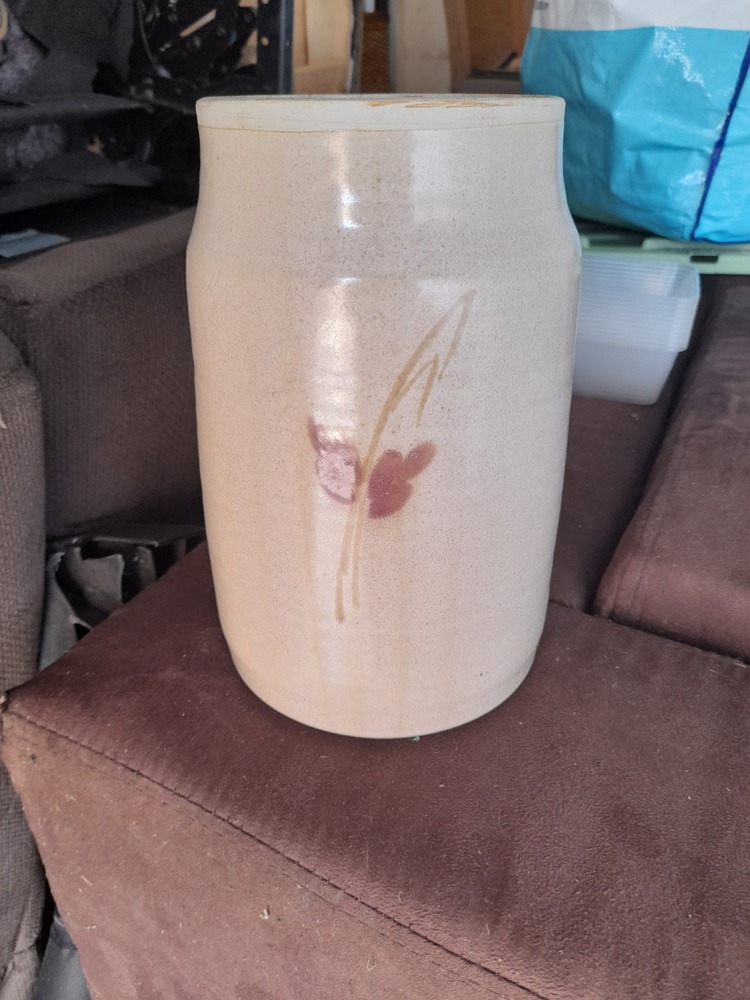 Storage King Maddington Storage Facility Auctions auction IB-1483