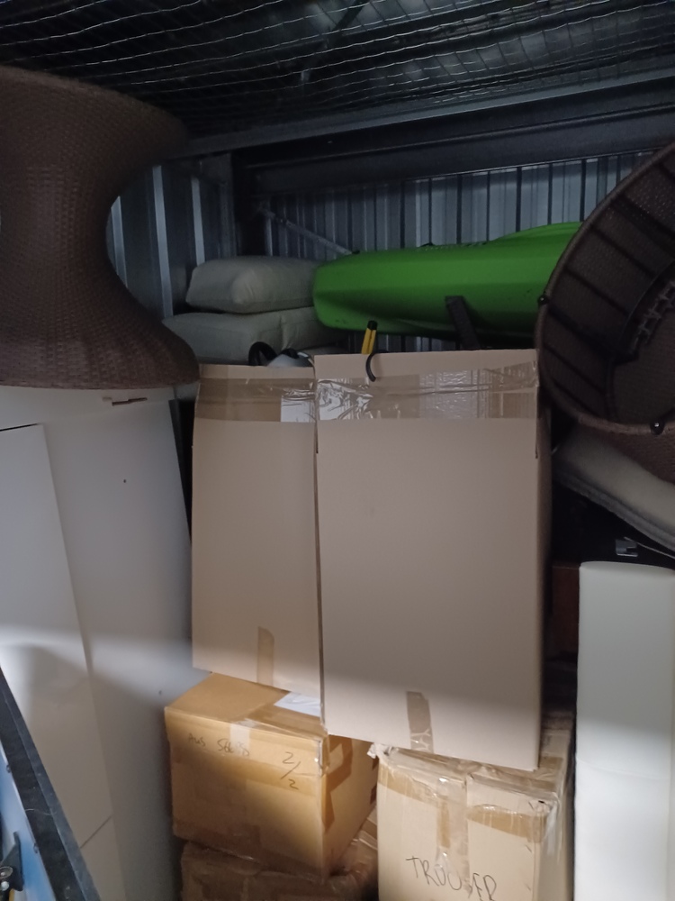 Loxon Storage Southport Self Storage auction IB-6887