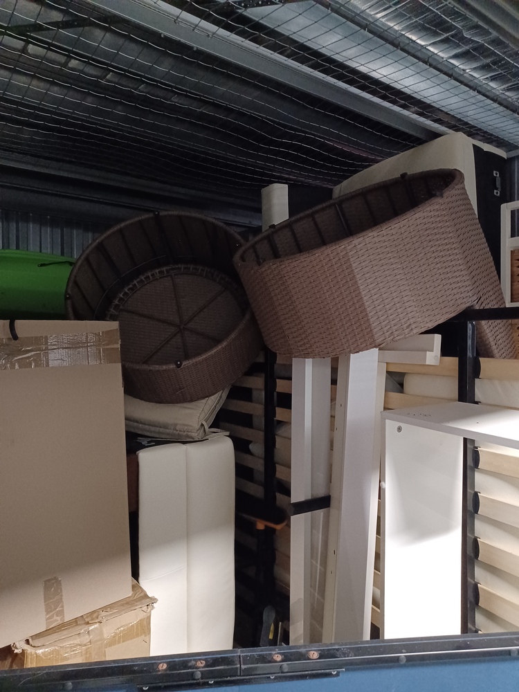 Loxon Storage Southport Abandoned Storage centre Auctions auction IB-6887