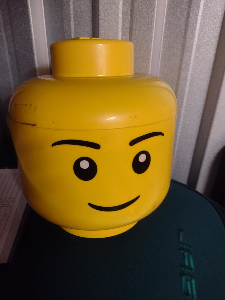 Kennards Self Storage Adelaide Airport Abandoned Storage garage Auctions auction IB-4530