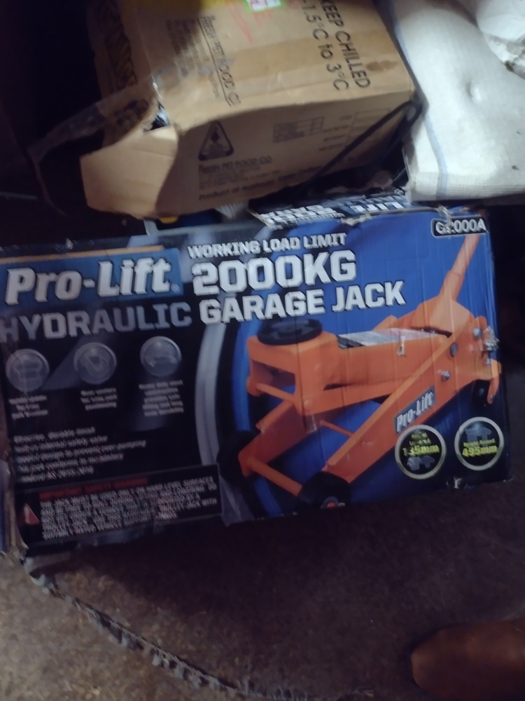 Kennards Self Storage Adelaide Airport Abandoned Storage shed Auctions auction IB-4530